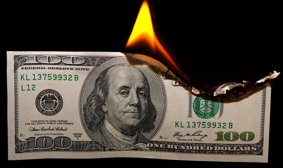 USA: Larry Summers chce "zabić" 100 dolarów