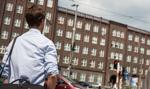 Poszli na "ekonomiczny". Ile zarabiają po studiach?