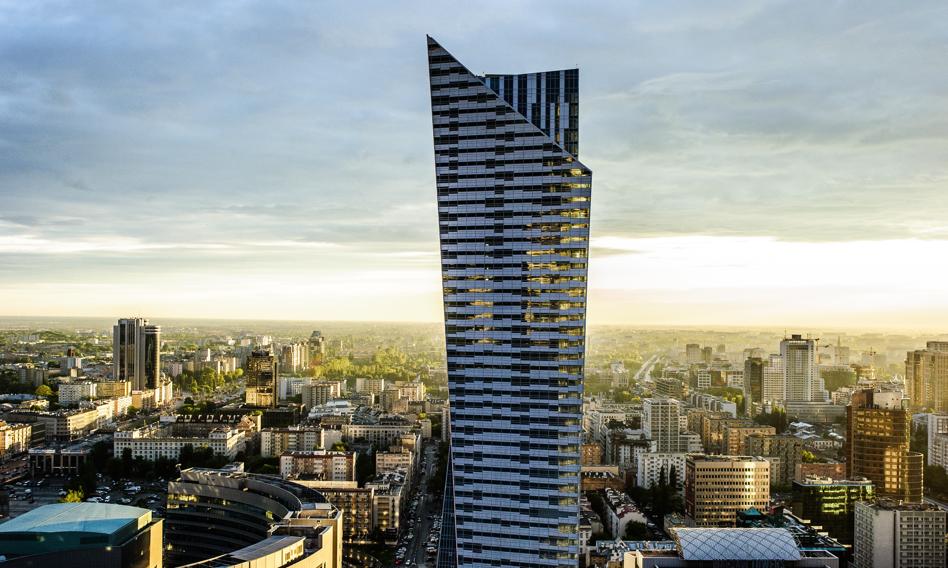 Sąsiedzi Rafała Zaorskiego o "Epickim flipie". "Nosi znamiona oszustwa", "Terroryzuje mieszkańców od półtora roku"