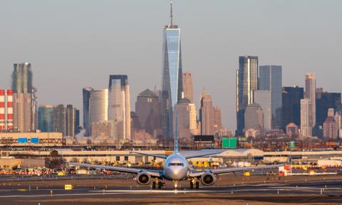 Największe amerykańskie lotniska czeka paraliż. 13 tys. kontrolerów bez wypłaty