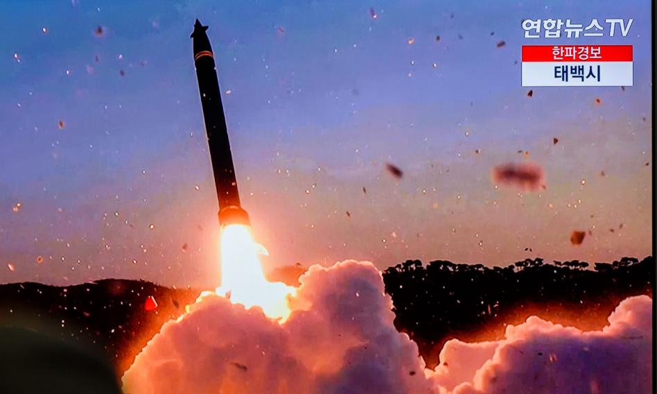 Korea Północna wystrzeli rakietę z satelitą. Ostrzegła sąsiada