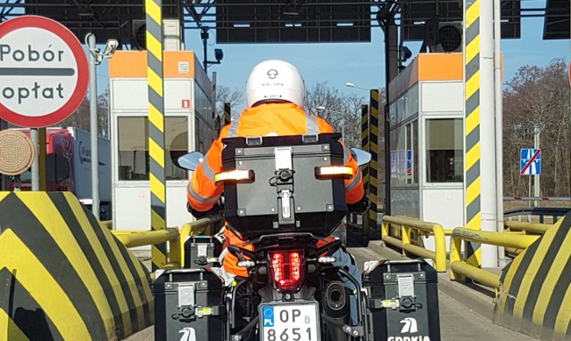 Pierwsze patrole motocyklowe GDDKiA na opolskim odcinku A4