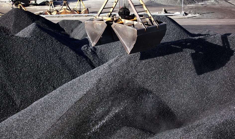 Australia zapowiada, że będzie eksporterem węgla przez &quot;wiele dekad&quot;