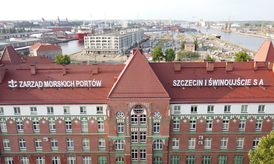 Zarzuty dla pełniących kierownicze stanowiska w zarządach portów