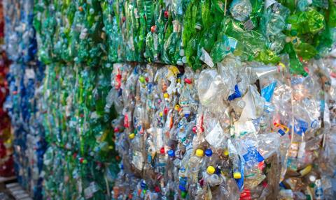 Polska zapłaci niższy podatek od plastiku