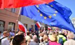 Polacy największymi optymistami w Europie? Unia to „ostoja stabilności”