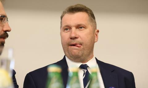 Pojawia się, to znika. Tajemniczy dom z oświadczenia majątkowego Przemysława Czarnka