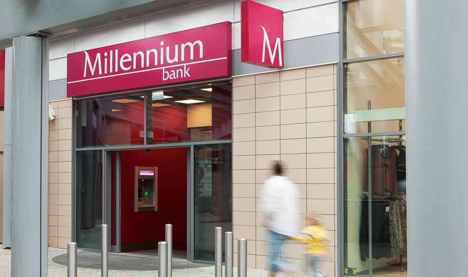 Klienci Banku Millennium mogą korzystać już z wpłatomatów Euronetu