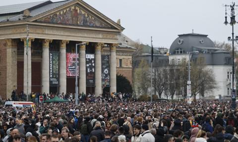 Wielka mobilizacja przeciwko Orbanowi. Antyrządowy koncert w centrum Budapesztu