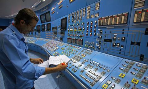 Wojsko wysadzało skały, ale reaktor i tak stanie. Rumunia wyłącza 10 proc. krajowej energii
