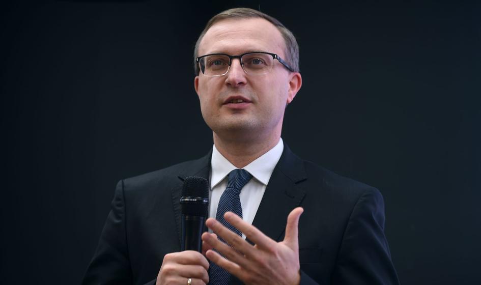 Prezes PFR: Obecny kryzys może wywierać presję na konsolidację w polskim sektorze bankowym