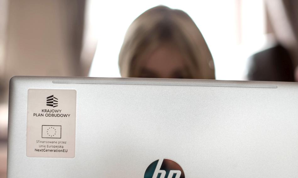 Laptopy także dla przedszkolanek? Jest deklaracja ministerstwa