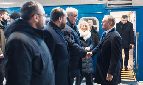Donald Tusk w Kijowie. Polska chce uczestniczyć w „wielkim planie odbudowy”