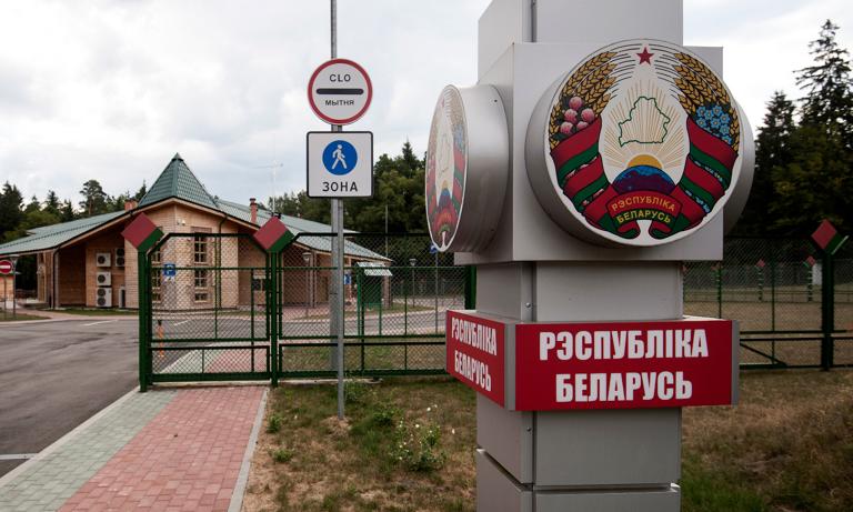 Nowe bazy i poligony na pograniczu z Ukrainą. Ale Białoruś koncentracji wojsk nie prowadzi