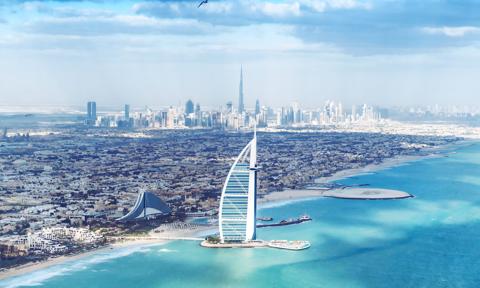 Iran przekazał Hezbollahowi ponad miliard dolarów. "Przemyt gotówki odbywał się przez Dubaj"