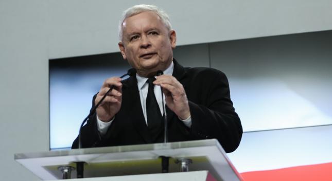 Kaczyński: Wzywamy do dymisji prezydent Warszawy