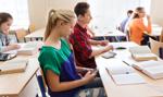 Zakaz używania smartfonów w szkołach przyniósł poprawę zachowania uczniów