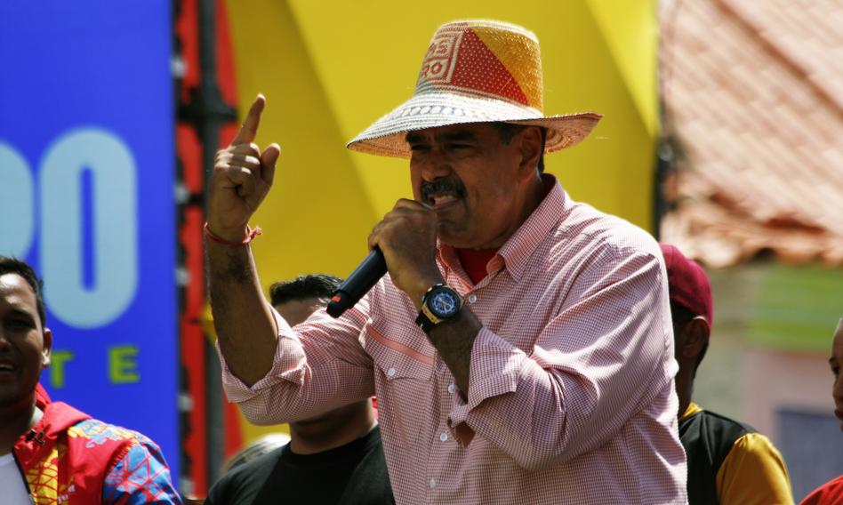 Tak Maduro odwraca uwagę obywateli? Przesunął święta Bożego Narodzenia na październik