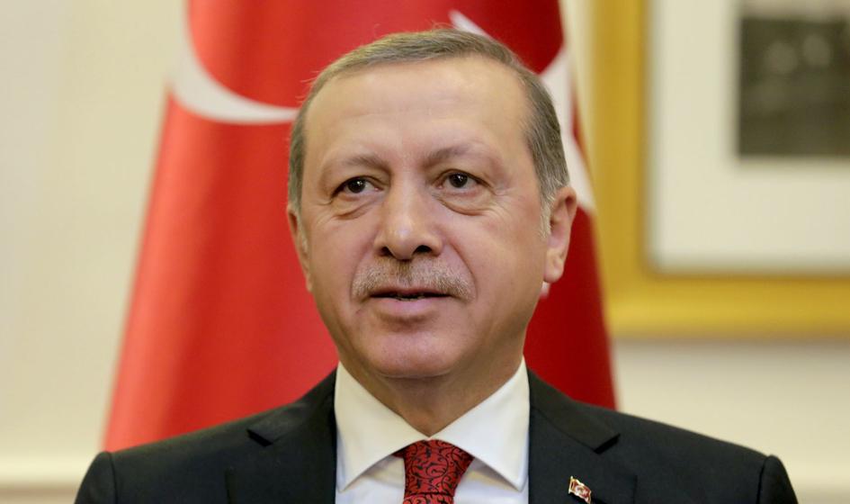 Erdogan oskarża Zachód o udzielanie poparcia Państwu Islamskiemu