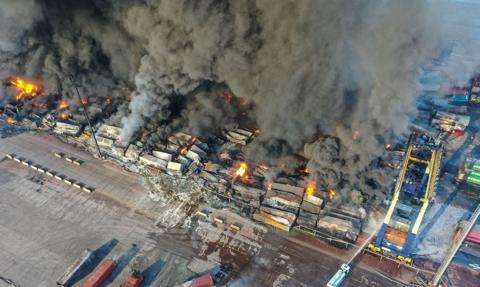 Trzęsienie ziemi w Turcji i Syrii. Blisko 10 tys. ofiar. Znów płoną kontenery w porcie Iskenderun