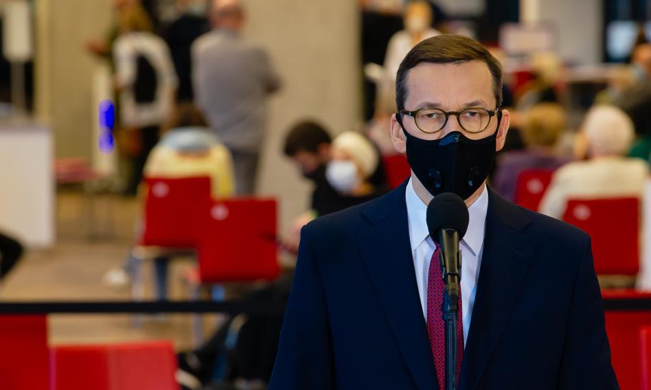 Morawiecki: Zrealizowaliśmy program szczepień w I kw., to ogromna zasługa ministra Dworczyka