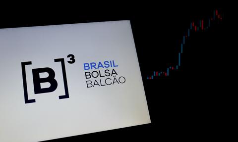 Giełda i waluta w górę po dobrym wyniku Bolsonaro w wyborach prezydenckich