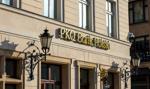 PKO BP znowu tnie oprocentowanie. Tym razem na koncie oszczędnościowym