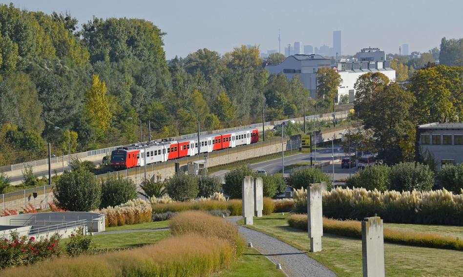 Austria oferuje "darmowe" bilety na komunikację. Warunkiem zrobienie sobie... tatuażu