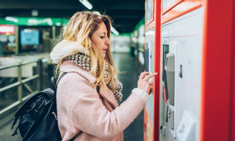 Ile kosztuje wypłata z bankomatu za granicą? W większości banków można uniknąć opłat