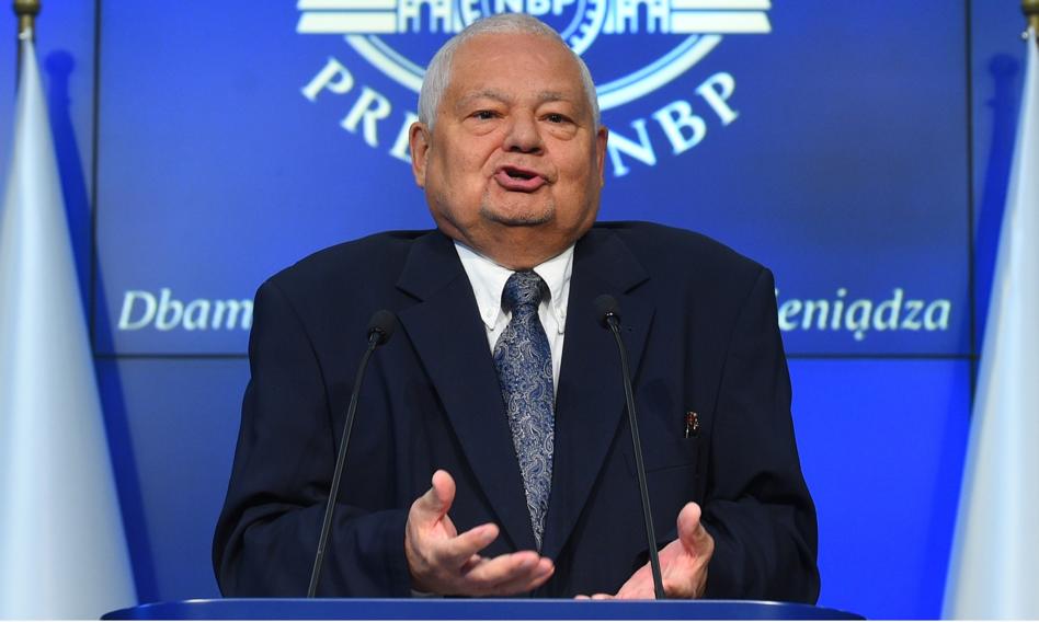 Glapiński zarabia więcej niż szef Fedu. Kto powinien decydować o premiach?