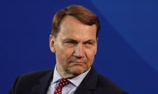 "Weto byłoby kompromitacją". Sikorski ostro o prezydencie i walce o miliardy z SAFE