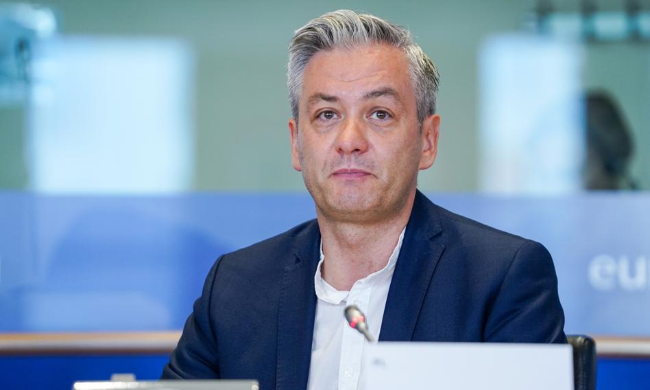 Biedroń: Nie stać nas na to, żeby utrzymywać bogaty i rozdmuchany Kościół katolicki