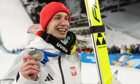 Kacper Tomasiak rozbił bank i został milionerem. Tyle zarobił za srebrny medal olimpijski