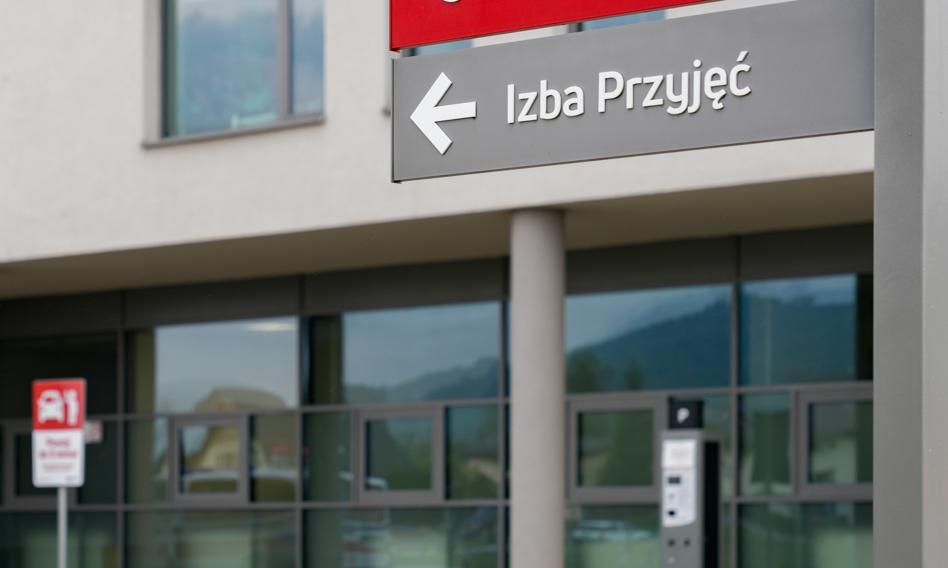 Lekarze-posłowie zarabiają na dietach, uposażeniach i kontraktach medycznych