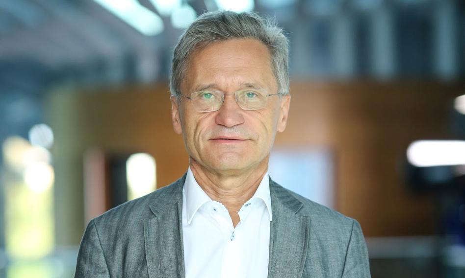 Rektor WUM: Przepraszam za nieprawidłowości w organizacji szczepień