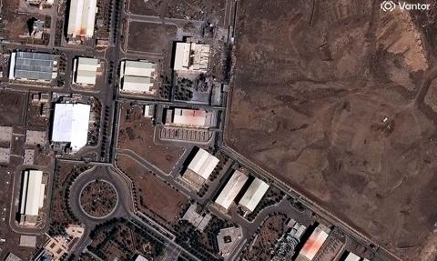 Atak na nuklearne serce Iranu. USA i Izrael użyły "pogromców bunkrów" w Natanz
