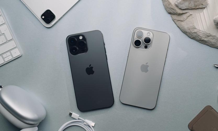 Apple naprawia duży błąd, który łączył słówko „rasistowski” z „Trumpem”