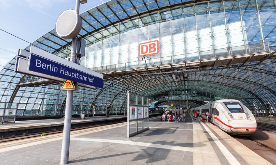 Szybka kolej z Warszawy do Berlina i Pragi? Polska popiera pomysł KE