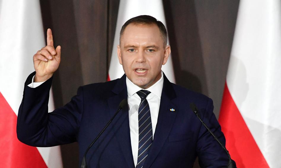 Wojna o 150 miliardów. Nawrocki straszy brakiem na emerytury, Domański wytyka hipokryzję