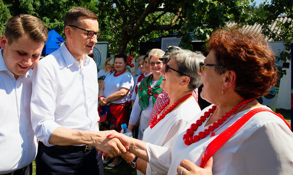 Koła Gospodyń Wiejskich dostaną dofinansowanie, by zachęcać do szczepień przeciw COVID-19