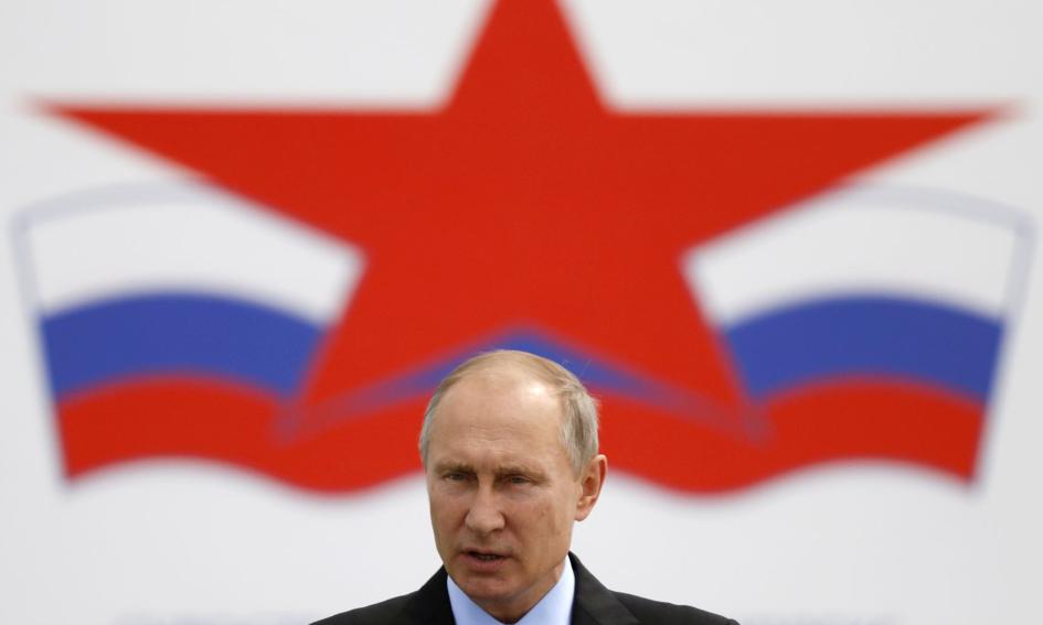 Putin: Russia may answer differently if NATO refuses to provide it with guarantees thumbnail