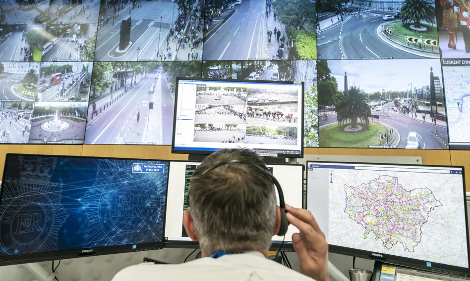 Wielka Brytania zdejmuje chiński monitoring. Rządowe budynki bez kamer