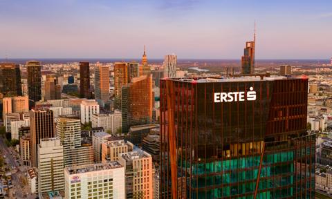 4,50% bez gwiazdek do końca sierpnia. Erste startuje z nowymi kontami oszczędnościowymi