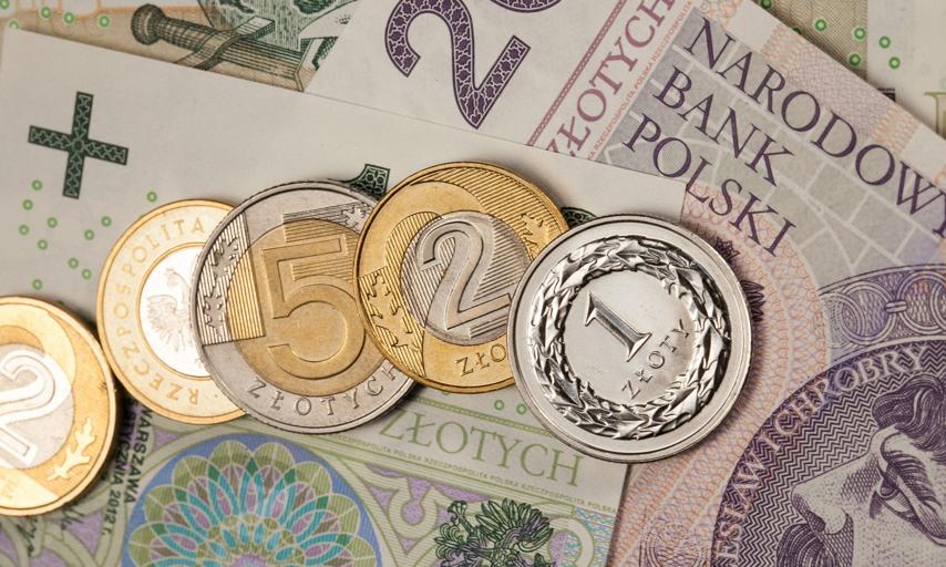 Creditstar - szybkie pożyczki przez internet. Plusy oferty