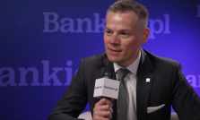 Czy Europa przegrywa z USA? Szef KNF o potrzebie „zdrowszego” ryzyka w finansach