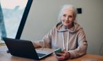 Bezpieczna bankowość cyfrowa dla seniorów. Podpowiadamy, co zrobić, by nie dać się oszukać