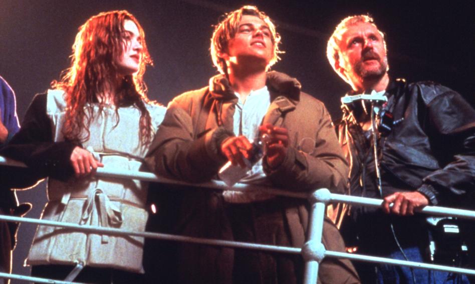 Kontrowersyjny rekwizyt z "Titanica" sprzedany na aukcji. Kwota naprawdę robi wrażenie jak za "zepsute" drzwi