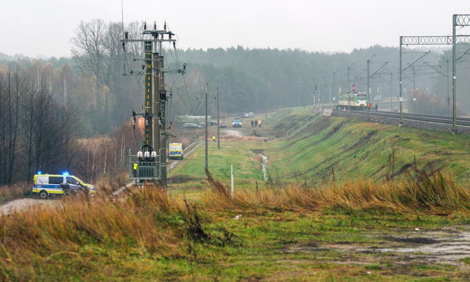 Policja tłumaczy się z aktu sabotażu na kolei. Podaje szczegóły o zgłoszenie o huku