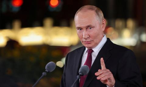Putin jednak chce się spotkać z Zełenskim. Zaprasza go do siebie, do Moskwy