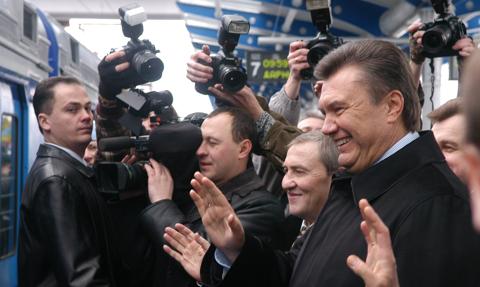 Nowa tożsamość i miliony w Soczi. Tak żyje dziś były prezydent Ukrainy